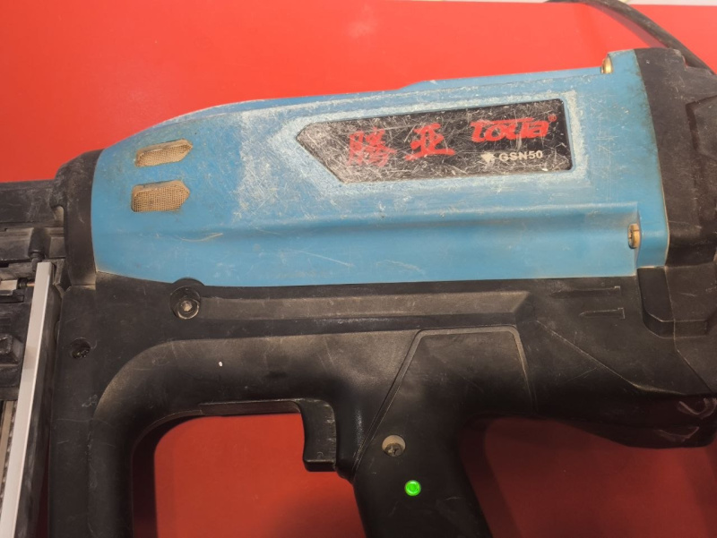 Гвоздескобозабивной пистолет TOUA GSN50
