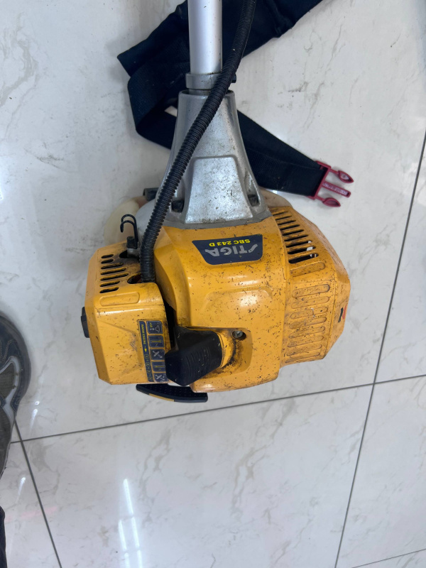 Кусторез Stiga SBC 646 D