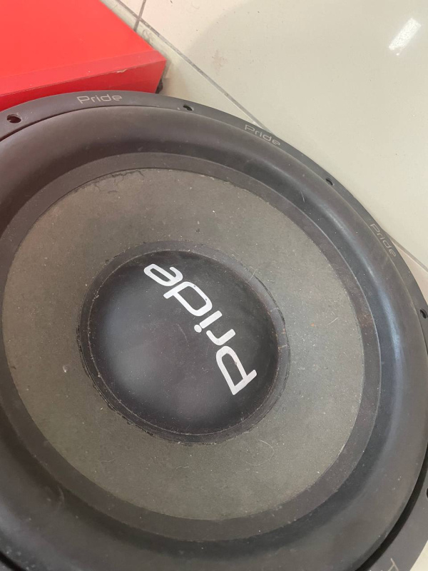 Авто сабвуфер Pride  pride b15