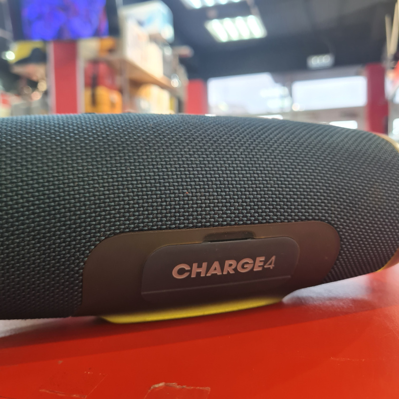 Колонки колонка JBL charge 4