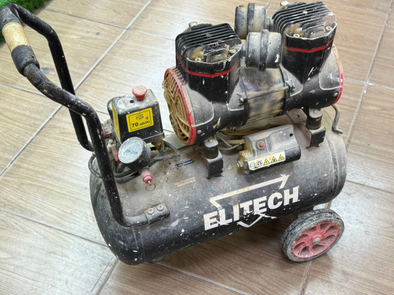 Компрессор Elitech --