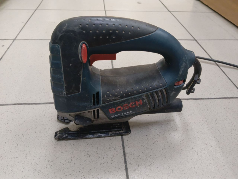 Электролобзик Bosch GST 75BE