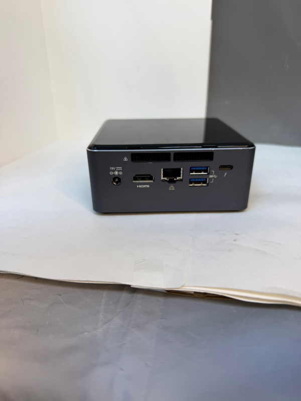 Процессор Intel NUC7i7BNH