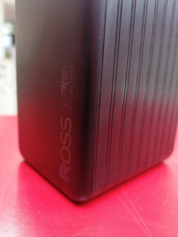 Внешний аккумулятор ROSSI 120000MAH