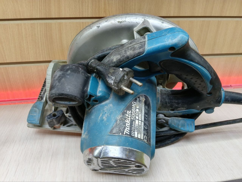 Циркулярная пила Makita 5008MG