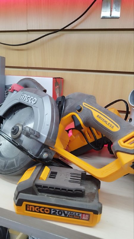 Циркулярная пила Ingco CSLI1402