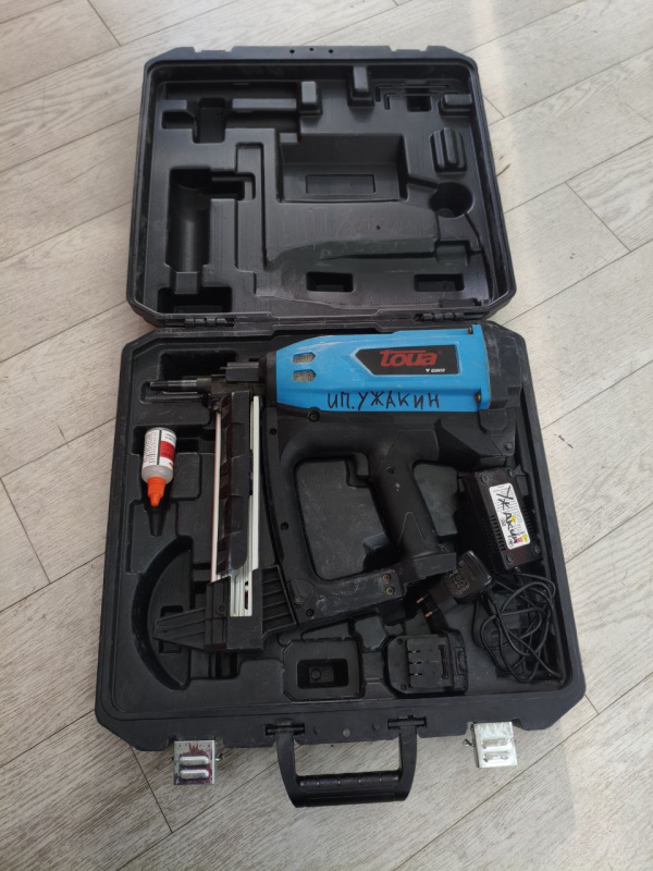 Гвоздескобозабивной пистолет TOUA GSN 50