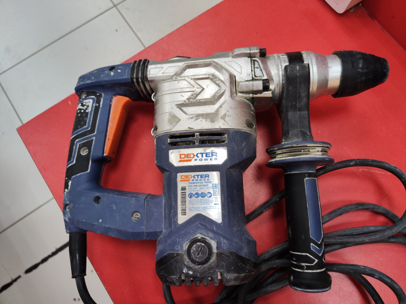 Перфоратор Dexter z1c-hw-3218sep