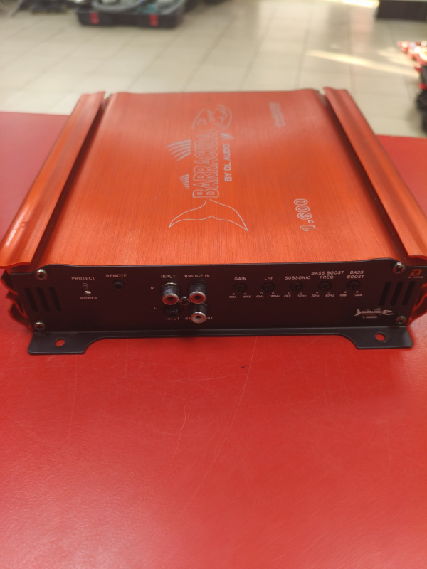 Авто усилитель Barracuda 1600 w