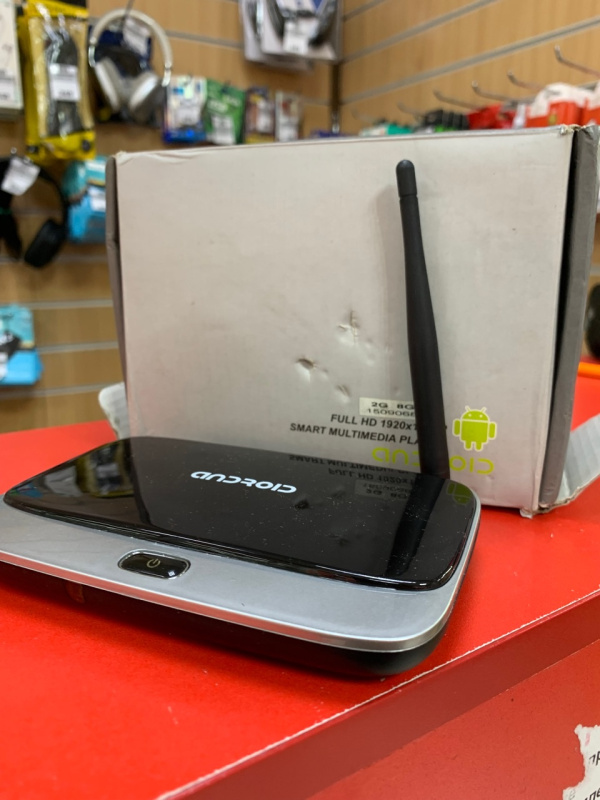 ТВ Смарт приставка  Android