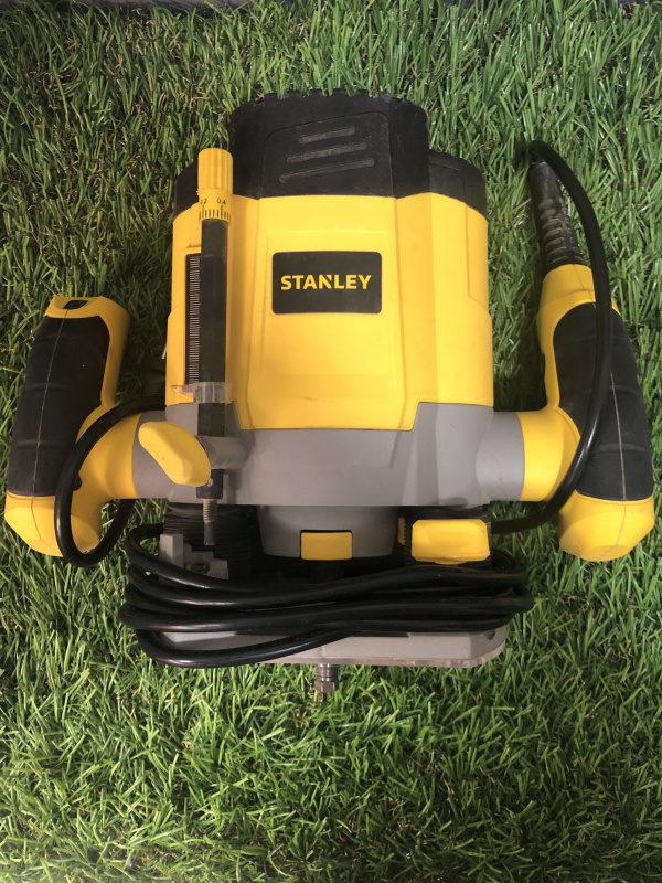 Фрезер Stanley srr1200