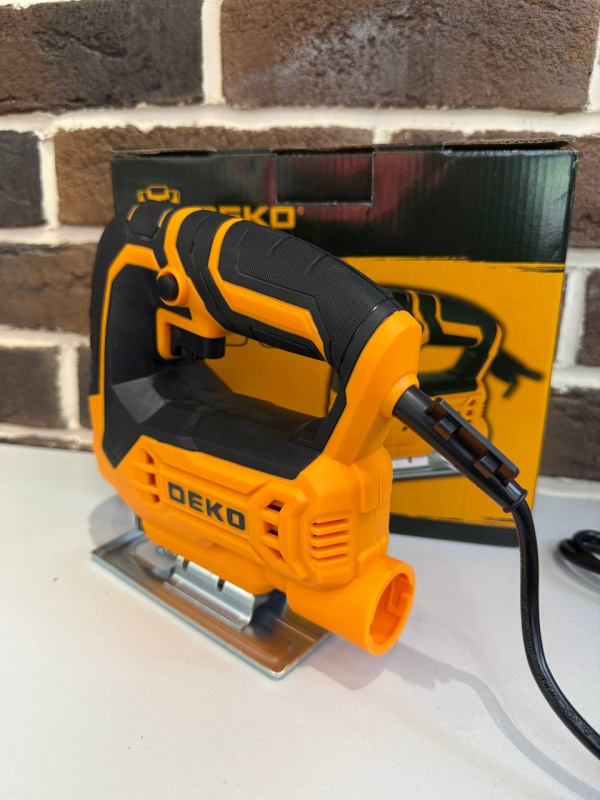Электролобзик Deko DKJS700E