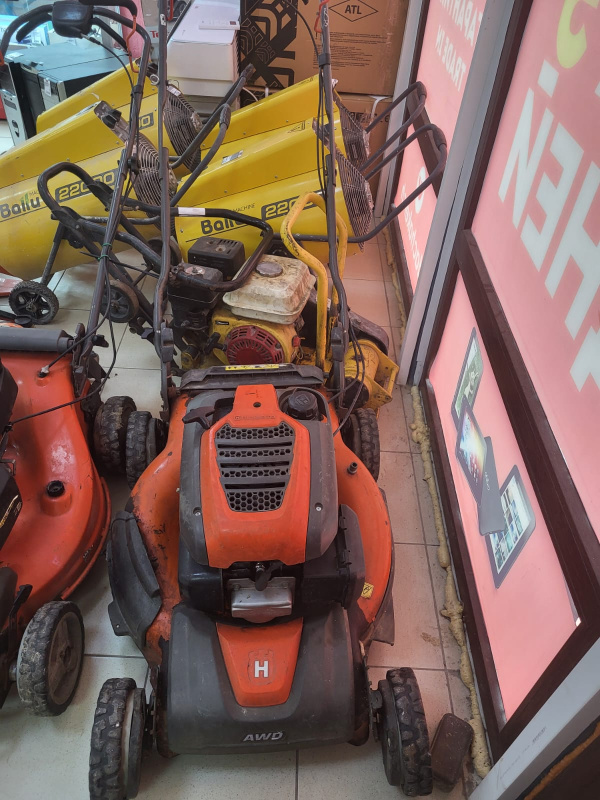 Катки для газона Husqvarna LC356AWD