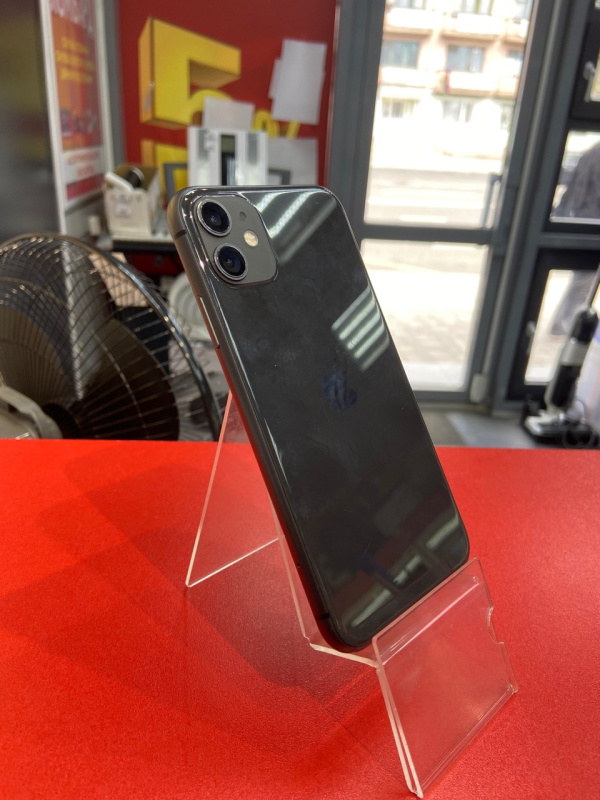 Мобильный телефон Apple iPhone 11