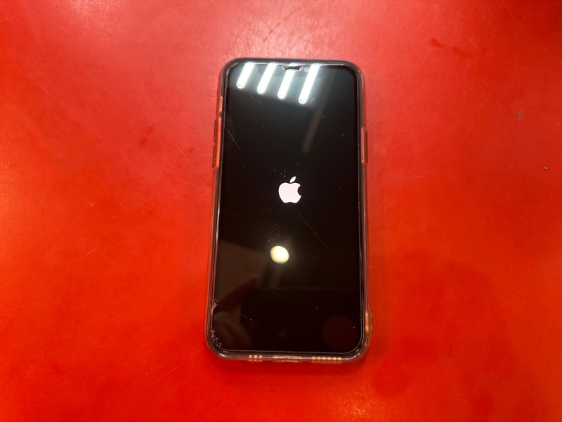 Мобильный телефон Apple iPhone 11 Pro