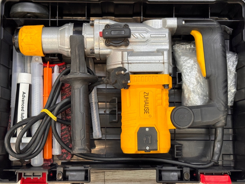 Перфоратор  Zuhause PF2200-ZU