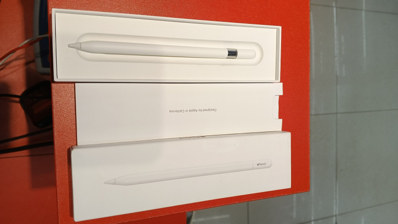 Мобильный телефон Apple iPhone XR