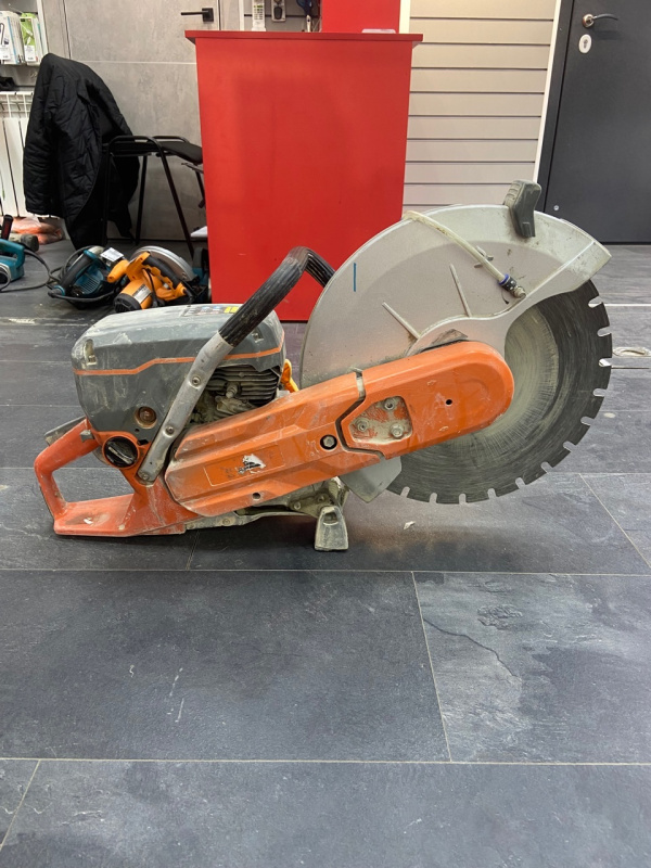 Бензорез Most GC-7700